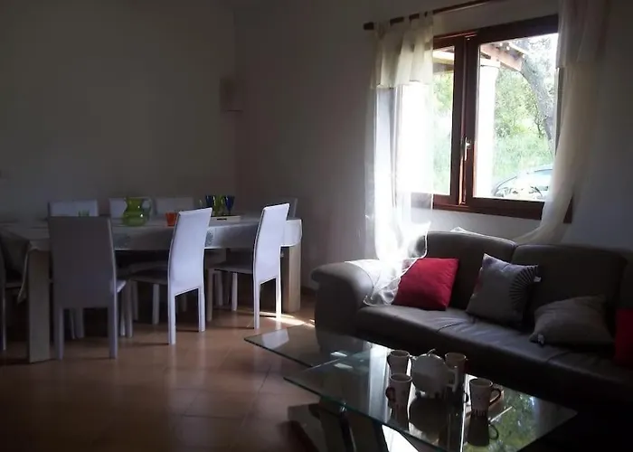 Quiet Near Center Holiday home *